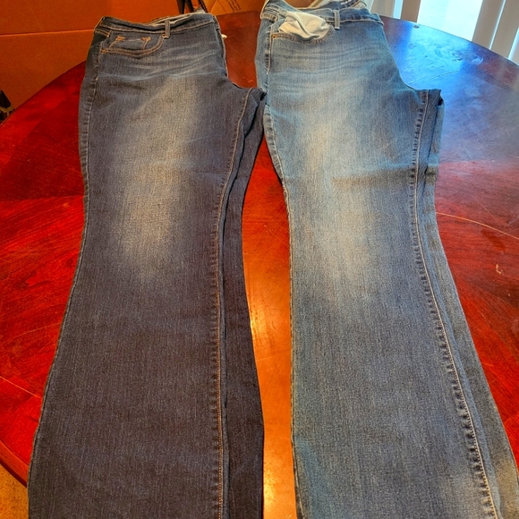 Old Navy Pants - Plus Size Old Navy Midrise Curvy Bootleg Denim Jeans